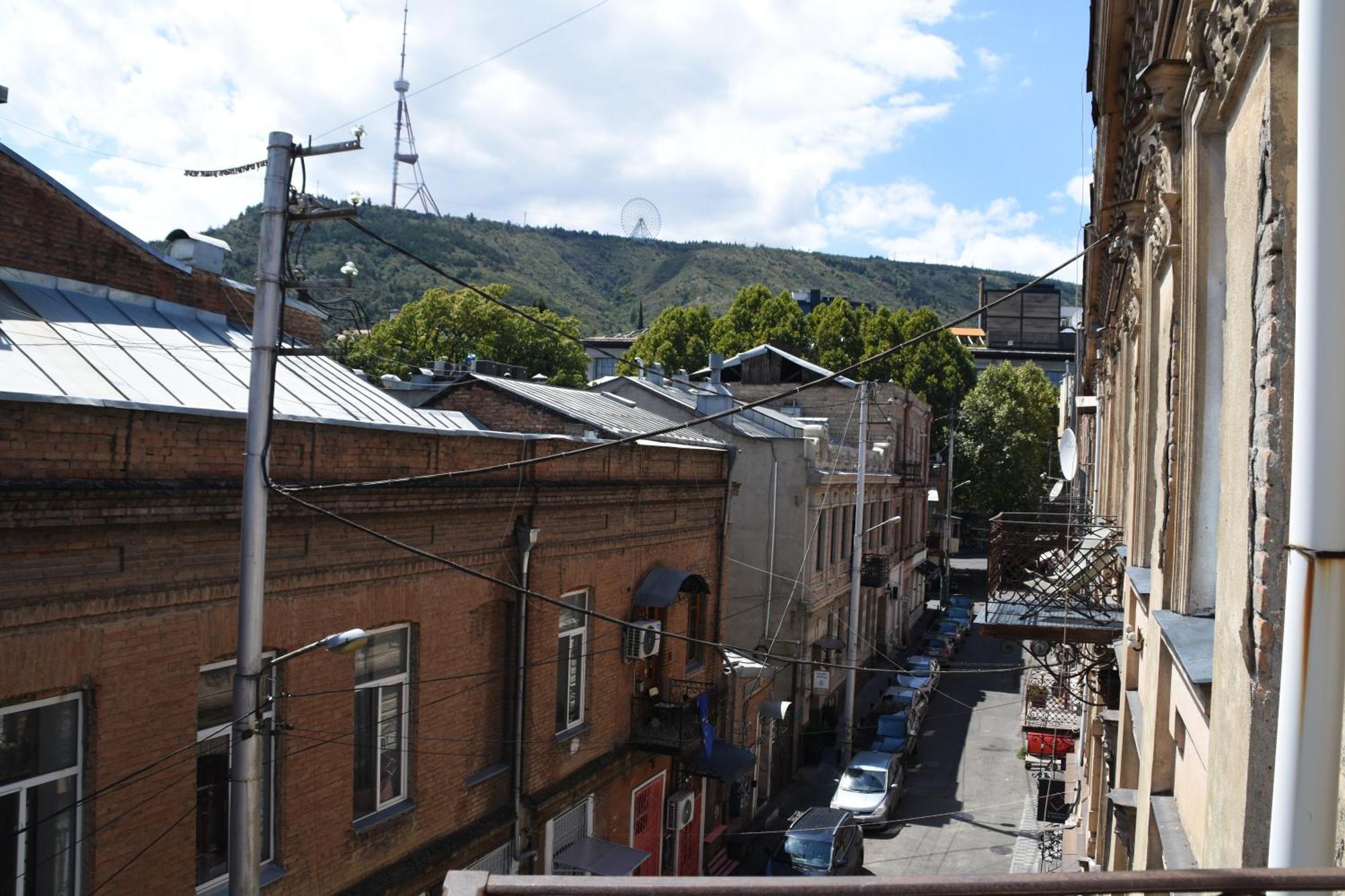 Communa Good Vibes Tbilisi Luaran gambar